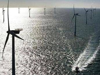 Greenpeace: Nel 2015 persi 4mila posti di lavoro nel settore eolico Greenpeace: Nel 2015 persi 4mila posti di lavoro nel settore eolico