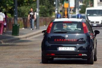 Sequestra e violenta la ex che vuole lasciarlo, arrestato 29enne a Salerno Sequestra e violenta la ex che vuole lasciarlo, arrestato 29enne a Salerno