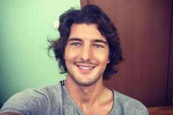 Svenuto in diretta all'Isola, Andrea Preti rassicura i fan: Una bella paura, ma ora sto meglio Svenuto in diretta all'Isola, Andrea Preti rassicura i fan: Una bella paura, ma ora sto meglio