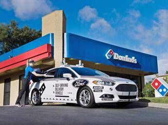 Test Ford-Domino's per consegne pizze in auto a guida autonoma Test Ford-Domino's per consegne pizze in auto a guida autonoma