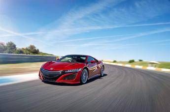 Honda, con la NSX anche le supercar diventano 'green' Honda, con la NSX anche le supercar diventano 'green'