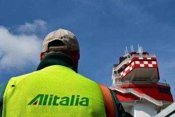 Alitalia, il commissario: Dobbiamo attaccare tutti i costi Alitalia, il commissario: Dobbiamo attaccare tutti i costi
