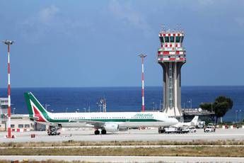 Alitalia tranquillizza gli operatori del turismo: Piena operatività Alitalia tranquillizza gli operatori del turismo: Piena operatività