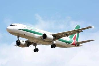 Alitalia, Gubitosi: Obiettivo cessione intera Alitalia, Gubitosi: Obiettivo cessione intera