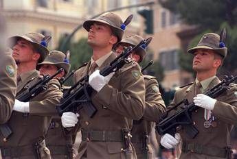 Medici di guardia, arriva la 'scorta' degli alpini Medici di guardia, arriva la 'scorta' degli alpini