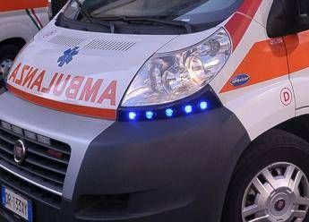 Allarme 118: Ambulanze senza medici e infermieri Allarme 118: Ambulanze senza medici e infermieri