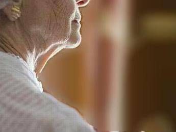 Farmaci, promettente trial fase III contro osteoporosi in postmenopausa Farmaci, promettente trial fase III contro osteoporosi in postmenopausa
