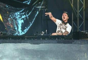 Morto a 28 anni dj Avicii Morto a 28 anni dj Avicii