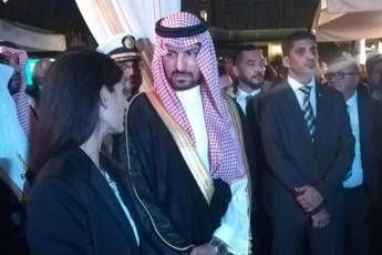 Festa dell'Arabia Saudita, Raggi a ricevimento ambasciatore Festa dell'Arabia Saudita, Raggi a ricevimento ambasciatore