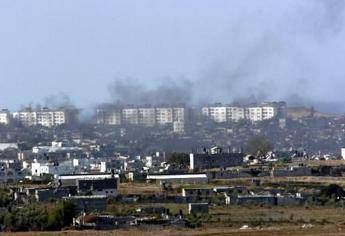 Operazione israeliana a Gaza, bilancio sale a 501 morti, 7 bambini uccisi in raid su Rafah Operazione israeliana a Gaza, bilancio sale a 501 morti, 7 bambini uccisi in raid su Rafah