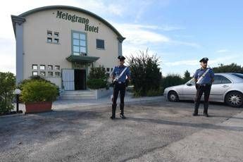 Bologna, escort assassinata in hotel: fermato il presunto assassino Bologna, escort assassinata in hotel: fermato il presunto assassino