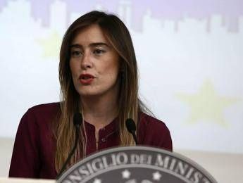 Vaccini, Boschi: Sulla salute dei bimbi non si scherza Vaccini, Boschi: Sulla salute dei bimbi non si scherza