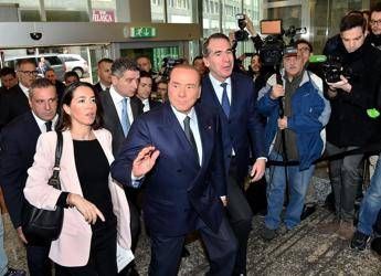 Berlusconi: La politica mi ha sempre fatto schifo Berlusconi: La politica mi ha sempre fatto schifo