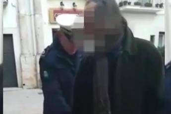 Vigile lancia petardo contro disabile: Sarà punito Vigile lancia petardo contro disabile: Sarà punito