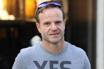 Barrichello: Sono vivo per miracolo Barrichello: Sono vivo per miracolo