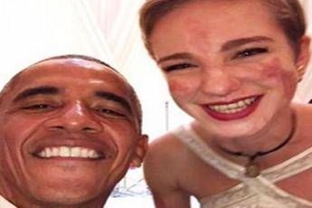 Bebe Vio ci riprova: Selfie di nascosto con il mitico Presidente Obama /Foto Bebe Vio ci riprova: Selfie di nascosto con il mitico Presidente Obama /Foto