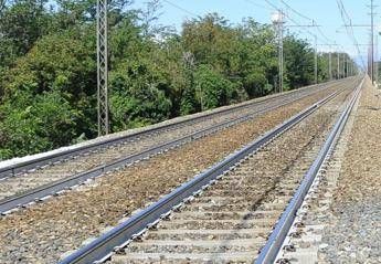 Capua, bimba ferita da colpo di pistola: arrestati anche i genitori Capua, bimba ferita da colpo di pistola: arrestati anche i genitori