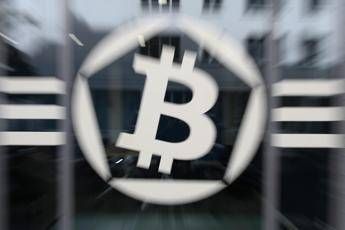 Bitcoin, prosegue la sua corsa