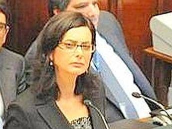 Grosseto: picchiata da ex, posta foto su Fb. Boldrini chiama Jessica Grosseto: picchiata da ex, posta foto su Fb. Boldrini chiama Jessica