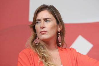 Etruria, Boschi: Da 2 anni attaccano me e Pd Pm di Arezzo: Nessuna omissione Etruria, Boschi: Da 2 anni attaccano me e Pd Pm di Arezzo: Nessuna omissione