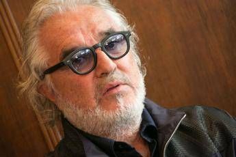 Otranto, sigilli al Twiga beach di Briatore Otranto, sigilli al Twiga beach di Briatore