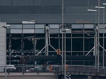 Attacco a Bruxelles, 34 morti Is: Siamo stati noi /Video Attacco a Bruxelles, 34 morti Is: Siamo stati noi /Video