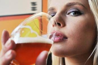 Birra calda? Ecco come raffreddarla in pochi minuti Birra calda? Ecco come raffreddarla in pochi minuti