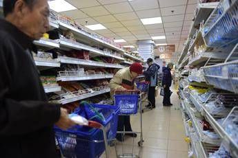 Dalle scarpe al latte, la Cina taglia i dazi Dalle scarpe al latte, la Cina taglia i dazi