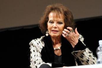 Claudia Cardinale malata Claudia Cardinale malata