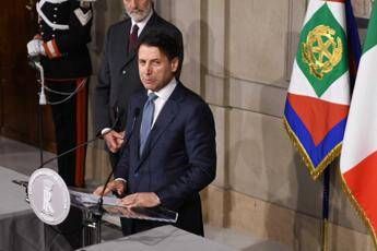 Italia fra eurofobia e cure miracolose, l'affondo del Guardian Italia fra eurofobia e cure miracolose, l'affondo del Guardian