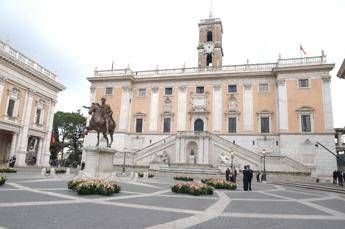 Dopo lunga maratona Assemblea Capitolina approva delibera su patrimonio Dopo lunga maratona Assemblea Capitolina approva delibera su patrimonio