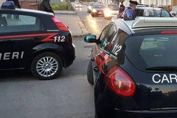 Rapisce il figlio ad Afragola e tenta di ucciderlo. Poi si suicida Rapisce il figlio ad Afragola e tenta di ucciderlo. Poi si suicida