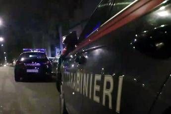 Marito e moglie trovati morti nel giardino di casa Marito e moglie trovati morti nel giardino di casa