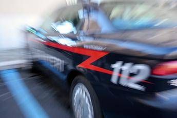 Evade dai domiciliari per fare shopping di Natale a Roma, arrestato Evade dai domiciliari per fare shopping di Natale a Roma, arrestato