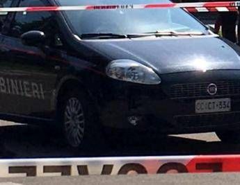Travolto da auto pirata, muore 21enne Travolto da auto pirata, muore 21enne