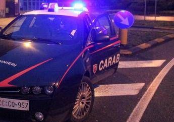 Bari, muore dissanguata cadendo su vetrata Bari, muore dissanguata cadendo su vetrata