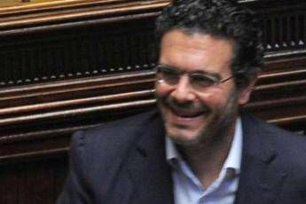 Referendum, Carbone lancia #ciaone: scoppia la polemica Referendum, Carbone lancia #ciaone: scoppia la polemica