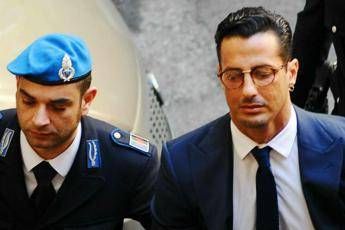 Restituire a Corona 1,8 milioni Restituire a Corona 1,8 milioni