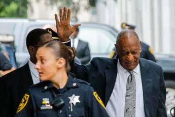 Giuria non raggiunge verdetto, annullato processo a Bill Cosby Giuria non raggiunge verdetto, annullato processo a Bill Cosby