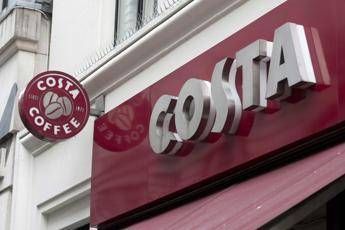 Coca-Cola compra il gigante del caffè Costa Coca-Cola compra il gigante del caffè Costa