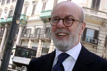 Dalla finanza al San Raffaele, chi è Enrico Cucchiani Dalla finanza al San Raffaele, chi è Enrico Cucchiani