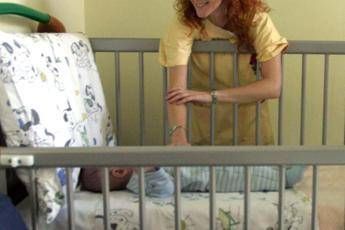 Figlio di due mamme, l'anagrafe non lo riconosce Figlio di due mamme, l'anagrafe non lo riconosce