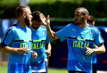De Rossi: Sangue e sudore per battere la Svezia De Rossi: Sangue e sudore per battere la Svezia
