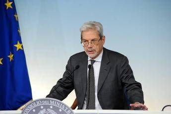 Sottosegretario De Vincenti, il Mater Biotech eccellenza a livello internazionale Sottosegretario De Vincenti, il Mater Biotech eccellenza a livello internazionale