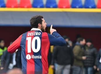 Super Destro fa volare il Bologna, Genoa ko Super Destro fa volare il Bologna, Genoa ko
