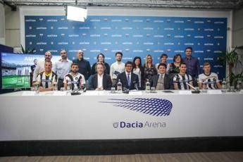 Con 'Dacia The Auction' Udinese-Lazio diventa un'asta Con 'Dacia The Auction' Udinese-Lazio diventa un'asta