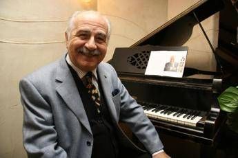 Addio a Luigi De Filippo Addio a Luigi De Filippo