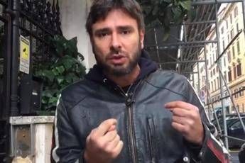 Volevo vaccinare mio figlio ma..., Di Battista furioso Volevo vaccinare mio figlio ma..., Di Battista furioso