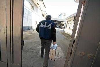 Conti sequestrati all'ex parlamentare Matacena Conti sequestrati all'ex parlamentare Matacena
