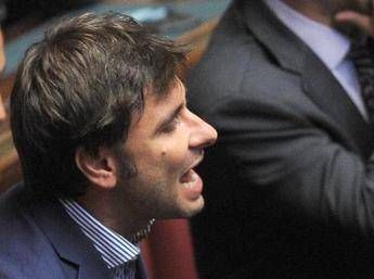 'Ultimo' Di Battista in aula: Non avete fermato cambiamento 'Ultimo' Di Battista in aula: Non avete fermato cambiamento